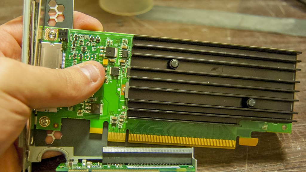 Installer une Carte Graphique PCIe 16x sur Slot 8x