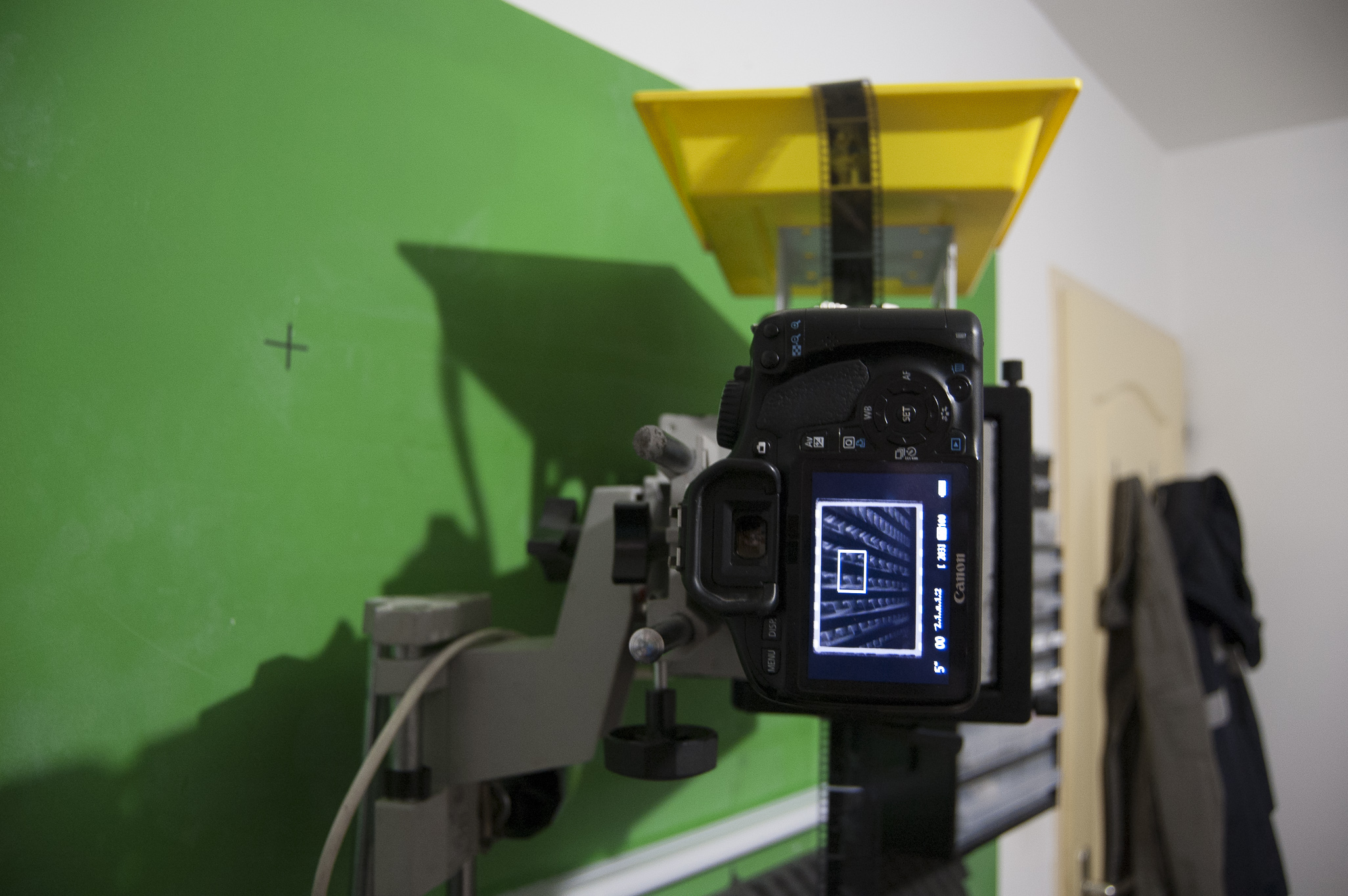 Positionnement de la pellicule dans l'agrandisseur